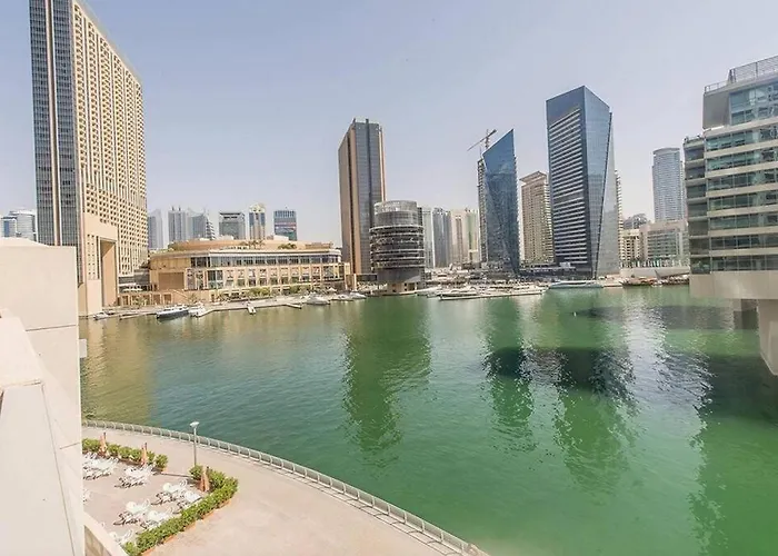 Spacious 1 Bedroom Marina View