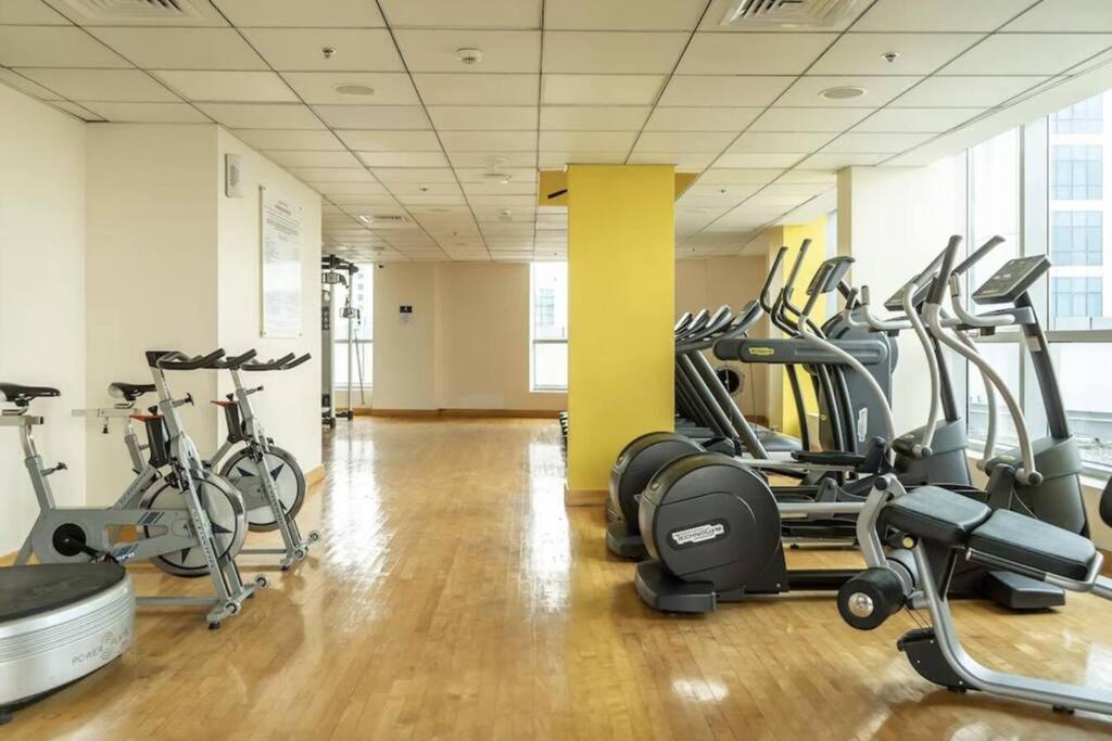 Apartment Spacious 1 Bedroom Marina View *